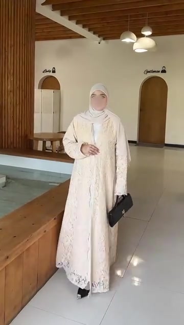 ملابس • للبيع