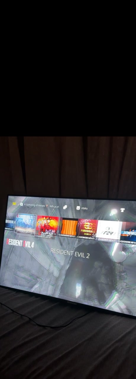 للبيع جهاز PS4 Slim معدل (تهكيرة GoldHEN) بحالة ممتازة ومعد بكامل الملحقات، جاهز للعب فوراً دون الحاجة لأي ضبط:
• التخزين: 1TB إجمالي (ذاكرة الجهاز + هارد خارجي توسعة 512GB).
• الملحقات: 3 يدات تحكم + جميع الوايرات والأغراض الخاصة به.
• الألعاب والتطبيقات المثبتة (17 لعبة ضخمة):
• Red Dead Redemption 2
• Resident Evil (Village, RE4 Remake, RE2 Remake, RE6)
• GTA V
• Ghost of Tsushima
• Call of Duty: Black Ops 3 / Black Ops 6
• EA Sports FC 24 & eFootball 2024
• Assassin's Creed Syndicate
• Dragon Ball Xenoverse 2 & Jump Force
• Dynasty Warriors 9
• تطبيق GameBaTo لتحميل أي لعبة مجاناً ومباشرةً من الجهاز.
• المميزات الإضافية:
• جميع الألعاب محمل معها مودات غش (Cheats) ومودات إضافة مخصصة.
• تختيمات بلاتينيوم وتختيمات كاملة متوفرة على الجهاز.

السعر: عالسوم تواصل معي واتس *********** كربلاء, العراق
