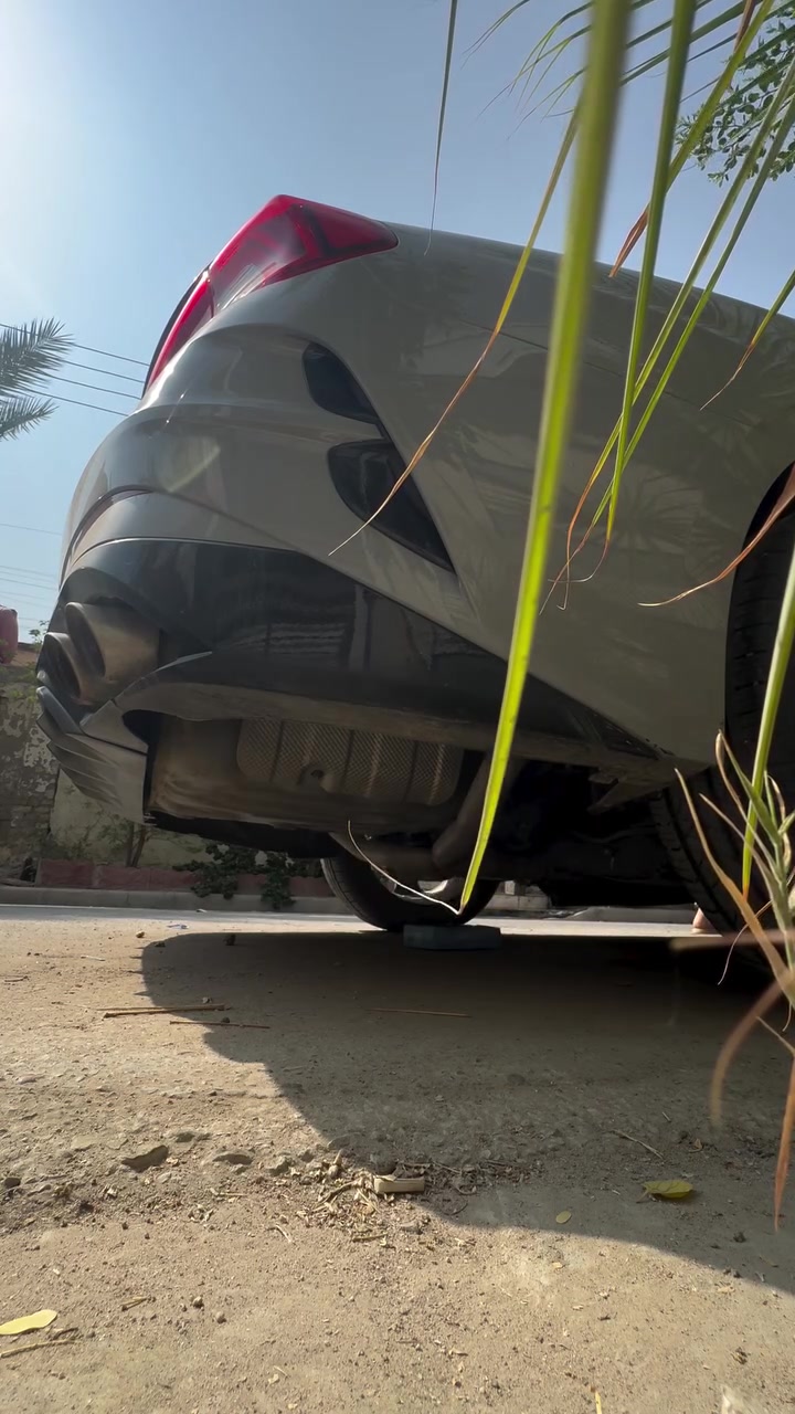 كزوز رياضي k5 للبيع
كزوز اصلي و صوت رياضي ( h بايب ) 
شغل امريكا يرهم 1600 و 2500 
كامل للاخير و بي حلوك دبل كزوز + الربل و القفايص للتثبيت 

للاستفسار و التواصل فقط على هذه الرقم : ***********
