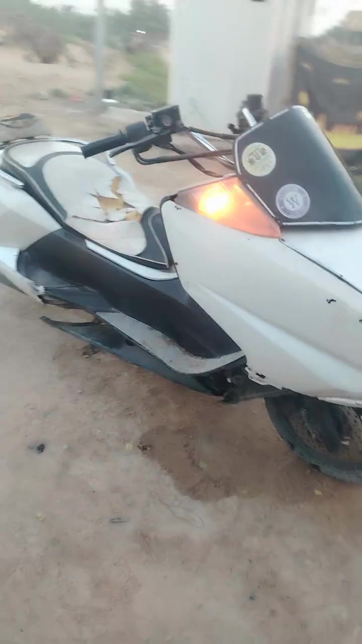 سلام عليكم معك سناب للبيع ابيع لكم حديد الدراجه عاطله ما اعرف لها اشتريتها وتورطت اريد اخذ اربعه قير بمكانها حتى لو مراوس مكاني نجف كوفه علوه الفحل ***********
