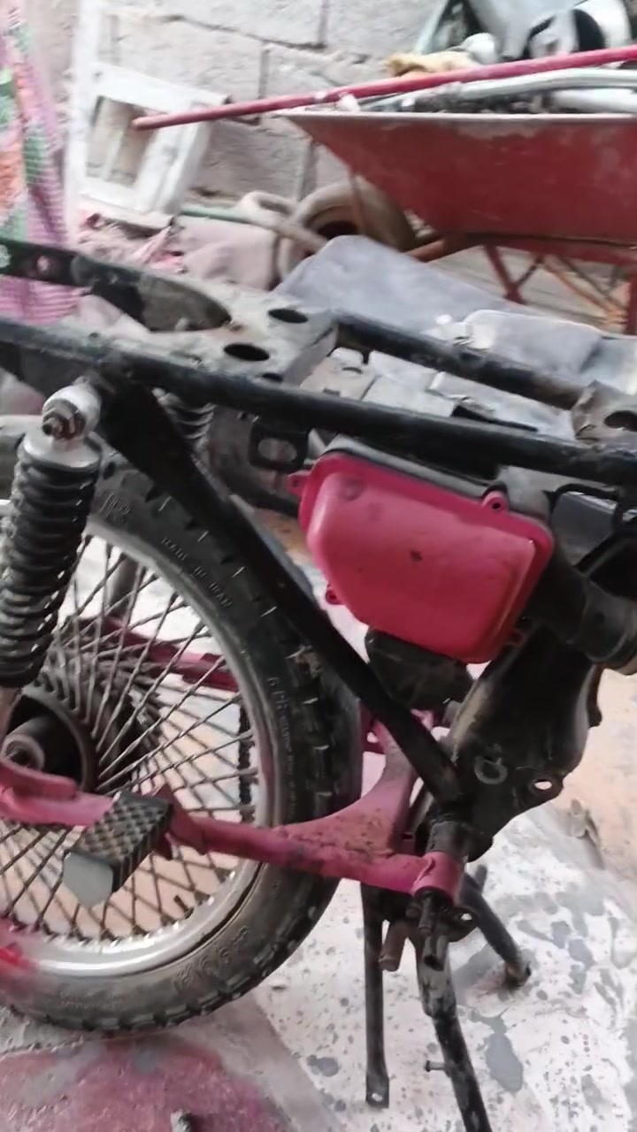 سلام عليكم مرخصت صاحب الكروب دراجه اربعه كير كلك شاصي بجيس فول نضافه  شوفت عينك الدراجه ستفسار وتساب *********** خاص بكيفك
