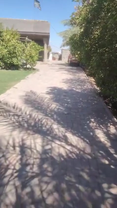 بيتين للبيع
البيت الأول طابقين يحتوي على اربع غرف و ثنين حمامات و مطبخ و استقبال.
البيت الثاني يحتوي على ثنين غرف و مطبخ و استقبال و حمام وحديقه 
مساحه الأرض إجمالي نص دونم زراعي سند  25 العنوان التاجي قريه الشناوره قرب جسر المصابيح ‏‪***********‬‏ رقم صاحب الدار

