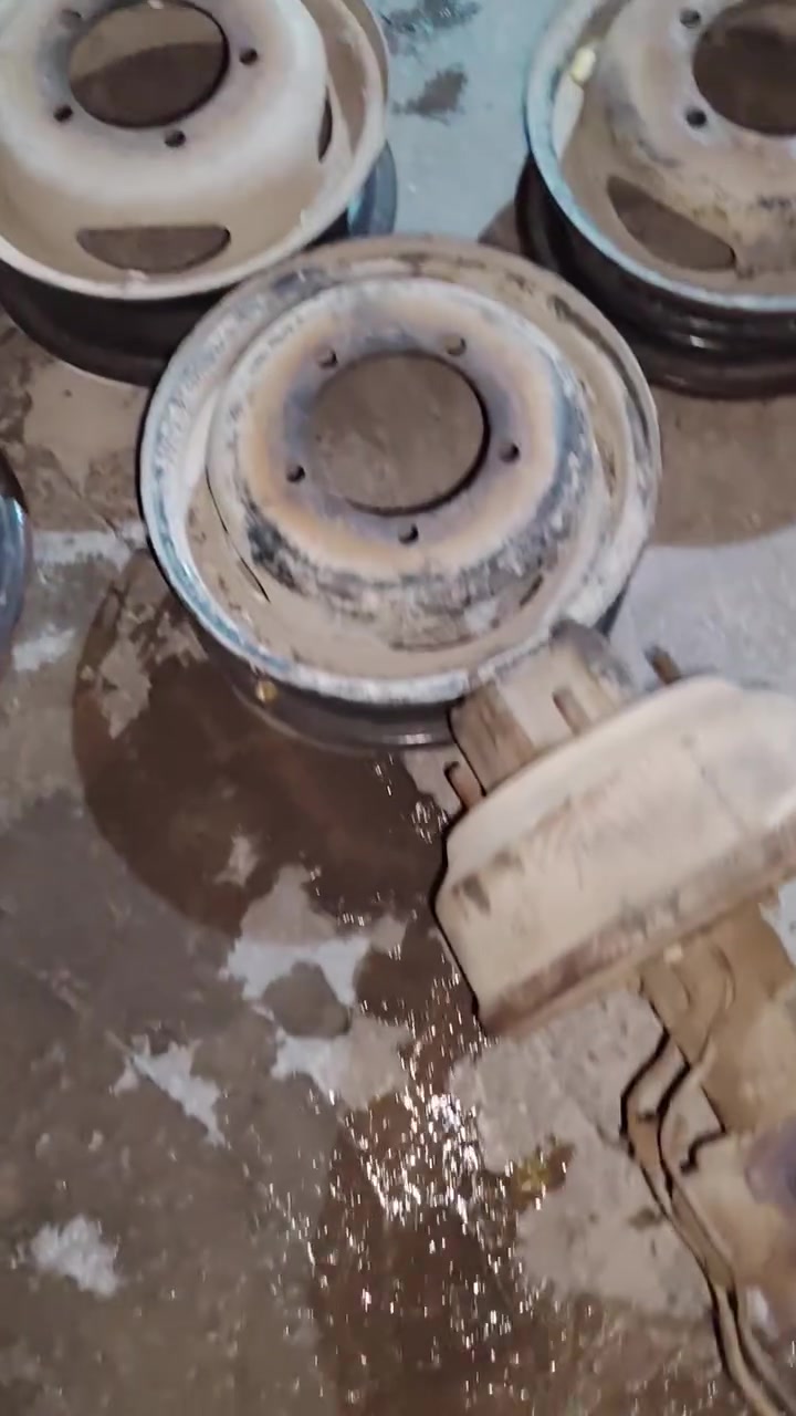 سلام عليكم اكسل وويلاه مال كيه بنكو  نفس ماواضح الكم بلفيديو تواصل ***********

