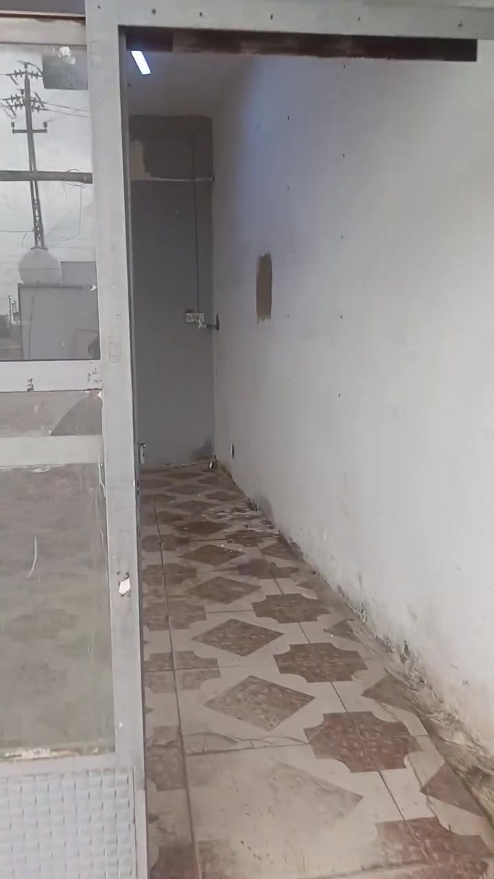 محل • للإيجار • قرب مطعم الديوان