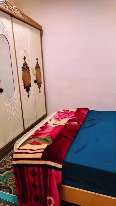 غرفه للبیع السعر  650 الف  ***********
