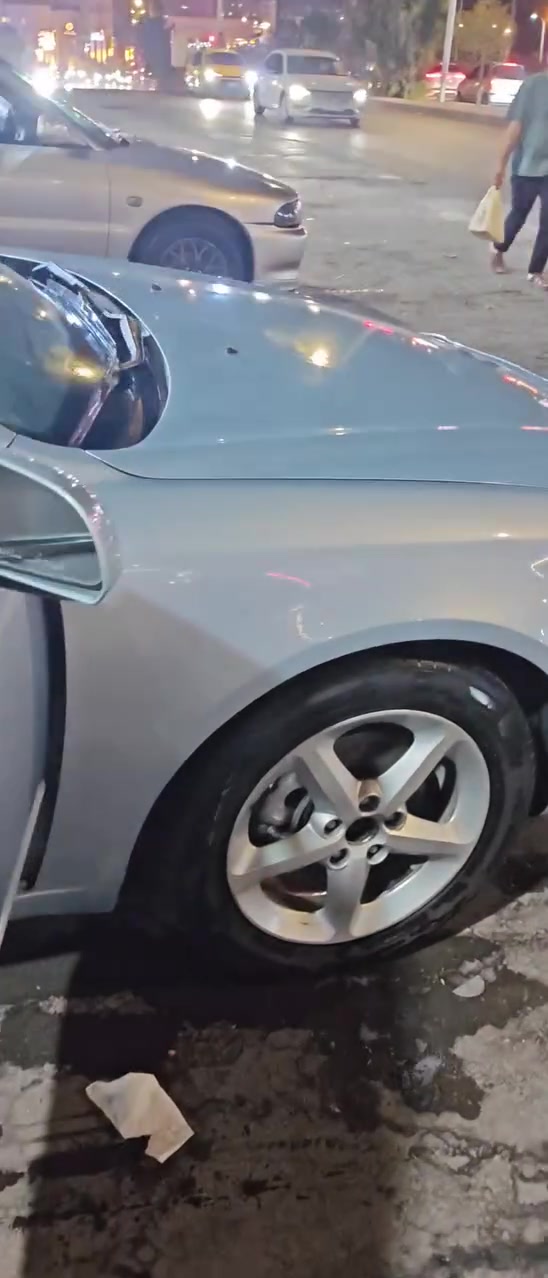 السلام عليكم ورحمه الله هونداي سوناتا وارد امريكي موديل 2007 6 سلندر جير ومكينه خير من الله السياره مثل ما هي على التصوير على الواقع بعد اجمل واحلى سياره مال جناي للبيع السعر 75 ورقه رقم تلفوني بو واتساب ***********ابوعادل التميمي
