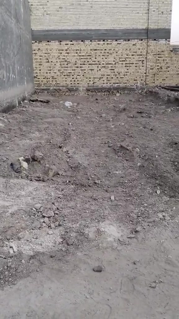 قطعة للبيع مساحه 150 م زوير الغربي قرب محطة حمورابي الاتصال على الرقم ***********
