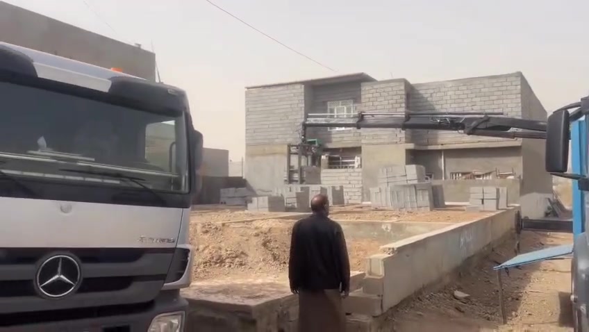 🏗️ تبدي تبني؟ خلّي أول خطوة تكون مضمونة!
الأساس القوي يبدي من البلوك الصح  ✅

🧱 بلوك درجة أولى، مفحوص ومجرب
✔️ شغل نظيف بمواصفات هندسية ومختبرية
💵 السعر: 450 ألف لكل ألف بلوكة –مطروح ب المعمل 

🚛 نقل ويـّا رافعة بنفس الوقت
🔹 نرفعلك البلوك للطابق الاول
🔹 نوزعه على البتلو داخل الغرف
🔹 نوصل حتى السياج
🎯 وين ما تكون ب(ديالى وبغداد) راح نوصلك!
💧نوصلك باللوري وبسعار مناسبة 

💬 راحتك تهمنا… ولهذا وفرنالك كلشي حتى تكون بداية شغلك مرتبة وبدون تعب

📞 للاستفسار والتنسيق:
***********

