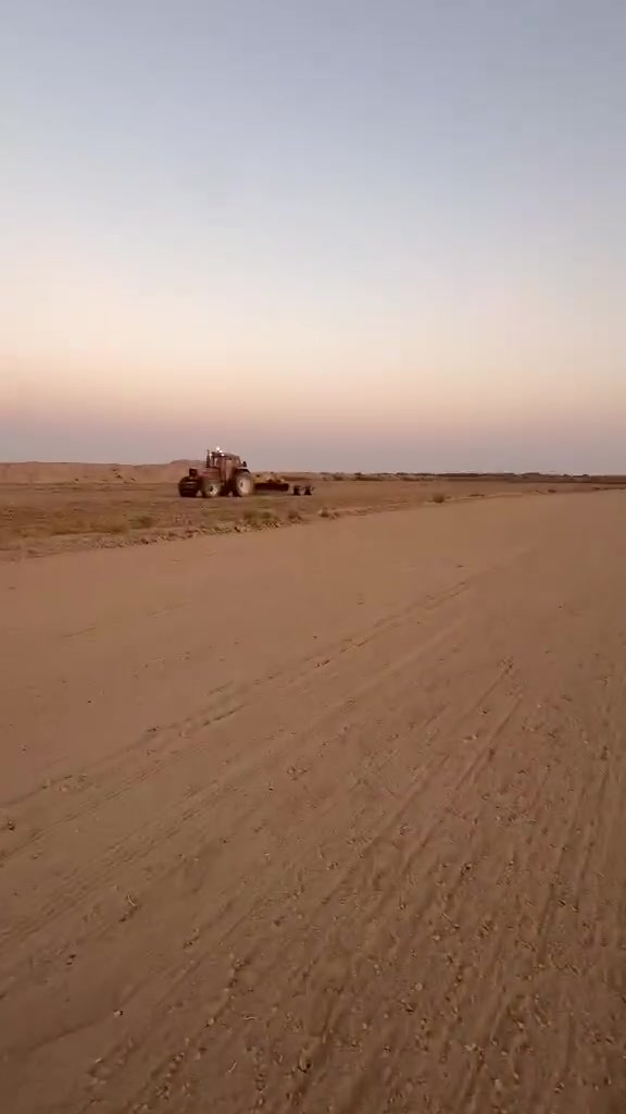 سلام عليكم مستعدون الى كافة المقاولات العامه وستصلاح الاراضي الزراعيه وحفر الانهر والمبازل والبحيرات بأحدث الاليات وبكوادر ذو اختصاص وعمل بدقه وإنجاز بأسرع وقت *********** وات ساب للاتصال ***********@ في جميع المحافظات
