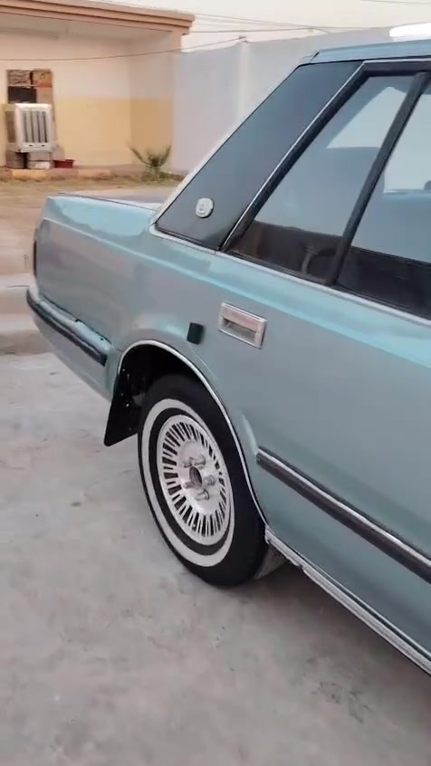السلام عليكم للبيع سوبر موديل 85 رقم نينوى انكليزي بسمي سنويا لل31 محرك وكير فيفتي ثنين ونص شرط قفل مركزي طخم امامي وخلفي جديد تاير اربعا جديد وايرمنيه شغالا السعر 43 بيها مجال مكان السيارا موصل جانب اليمن الستفسار *********** //***********

نص مكتوب في الصور:
- HONOR X9c