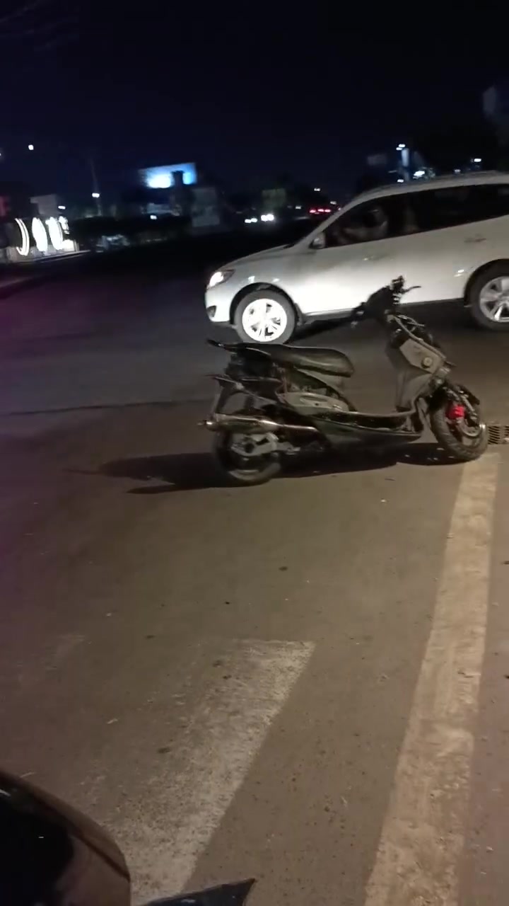 سكنس فحل نوزل
ميكنه 58.5 شك كاع شك شلعه و معدل 
نكرة بكل وقت تخبل الله شاهد علي 
سلف مرات يشتغل مرات لا يردها كتف شحن 
غرضهااا كها موجود من الف لل يا 
كفرات مادزة ما بيه حيل اشد 
صالنصه بوري عدل  صوت بلادي- بلاديه ام الحساس 
سعرها 475 و بيها مجال حك جيه 
*********** 
غراضضض كها كامله عداد شغال 
بك لايت شغلل ما عدة تراش
اذا اكو مراوس جيتي ار أو شي بلادي نضيف
