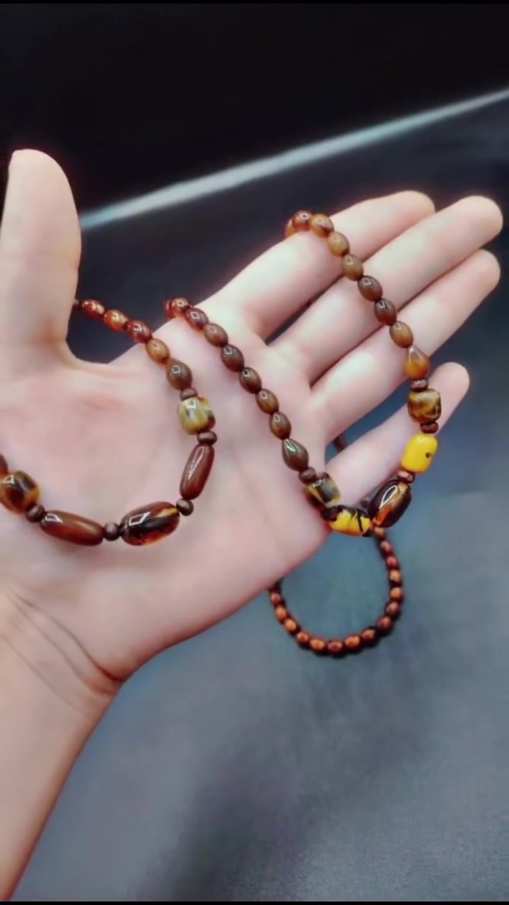 طقم قلاده+سوار هاند ميد 
متوفر عدة اشكال مع حجر طبيعي
تنفيذ حسب الطلب
بكجات هدايا تنفيذ حسب الطلب
📿اكسسوارات نسائي رجال هدايا
✅️فضه صياغت اسماء وحروف حسب الطلب
✅️حفر ليزر حسب الطلب
✅️اراكيل الكتروني اراكيل عادي
✅️تجهيز هدايا حسب الطلب
✅️تتوفر خدمت توصيل جميع المحافضات 
حي العامل مجاني
 هاتف ***********
