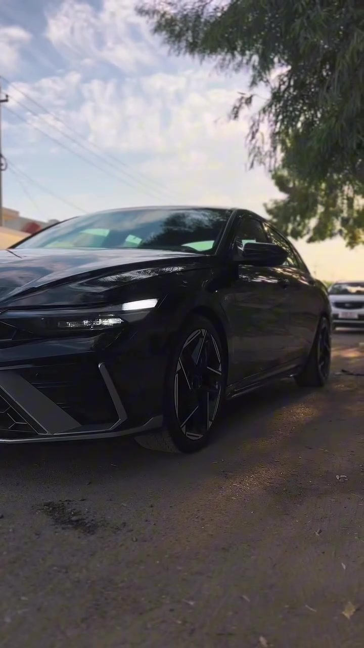 ELANTRA N LINE 1.6 TURBO

 وارد كندي 🇨🇦 فول مواصفات بیها ٢ قطعة صبغ بدون ايرباك سيارة نضيف ‏جدا ، سعر ١٤٢٠٠$بيها مجال للطيبين.

￼ KMHLR4DF7RU732734

***********
