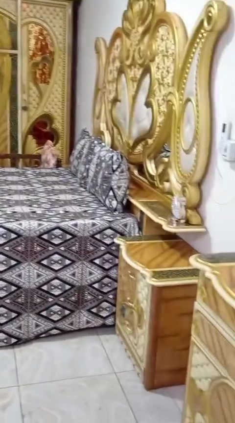 سلام عليكم غرفه كاملة البيع تزكام خشب عراقي مستعمل قليل
السعر 1/200 وبيها مجال الشراي تواصل ع هاذا الرقم ***********
