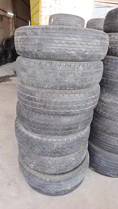 اطارات بالة نظيفة على الفحص والشد .
تفاصيل اكثر تواصل على الوات ساب .
يوجد توصيل ***********
                    ***********

