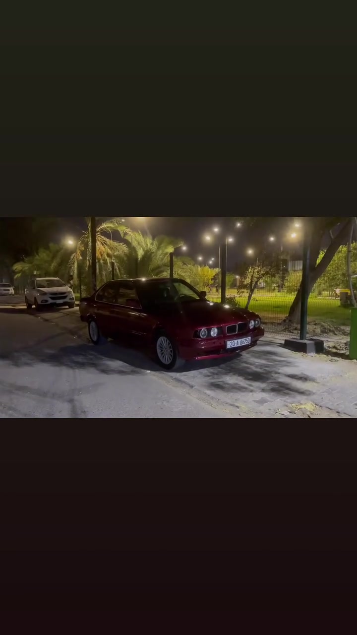 السلام عليكم 
صلوات ع محمد والي محمد للبيع متوازي ع فلوس
BMW 535مفتوح كير عادي 
السياره ستوها طالعه من الفرن صبغتها كدامكم بلتصوير واضحه
السياره بعدها لسه ما مبولشه 
لايتات ام الأسوار 
داخلها كله جلد اسود وبلنص رصاصي
السياره عوزها شغلات كلش بسيطه 
شلعه وحرك تاير مو طبيعيه السياره وحشه بلشارع
تخم تاير جديد
حداديه جديده
ويل قياس 16لا عواج ولا لحيم 
السياره بلنجف 
وعارضها ب45وبيها مجال حك الجيه
السياره بسمي مداور ثاني يوم 
سنويتها لل28
رقمي ***********
