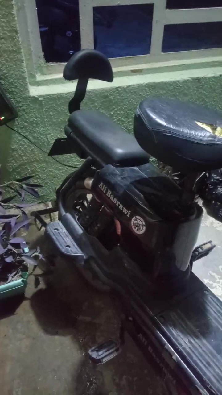 دراجه شحن للبيع نظيفه جدن السعر 450
***********
