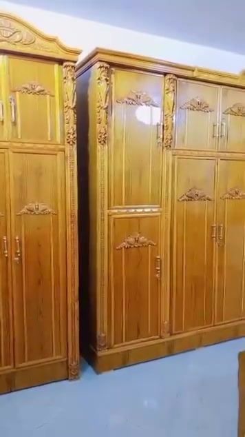 غرفة نوم • غرفه اخشاب • قليلة الاستخدام
