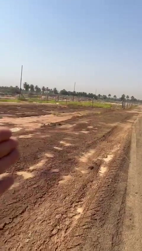 🔥 نصف دونم للبيع — موقع مميز جداً

📍 الموقع:
على طريق نجف–كربلاء، الجذار، عمود 1141.

🛣️ للعقار 3 طرق:
▪️ طريق نجف–كربلاء
▪️ طريق طويريج
▪️ طريق آل جباس

✨ موقع استراتيجي ومناسب للسكن والاستثمار.

📞 للاستفسار: ***********

🏢 مكتب خيبر للعقار سعره 26 مليون
