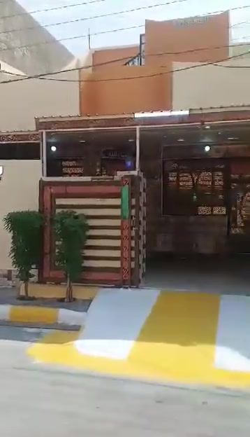 دار للبيع بحي الربيع طابقين فول مواصفات بناء حديث مساحة 160/ ***********
