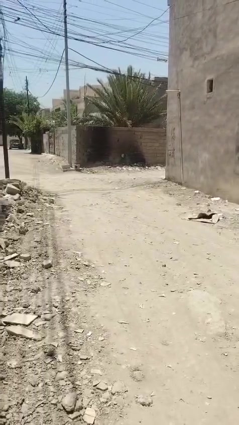 @إشارة *********** السلام عليكم بيت للبيع مساحه 100 متر بيت كامل نظيف سعر مناسب 35 وفي مجال عنوان بغداد زعفرانيه دور الصحه الزراعي
