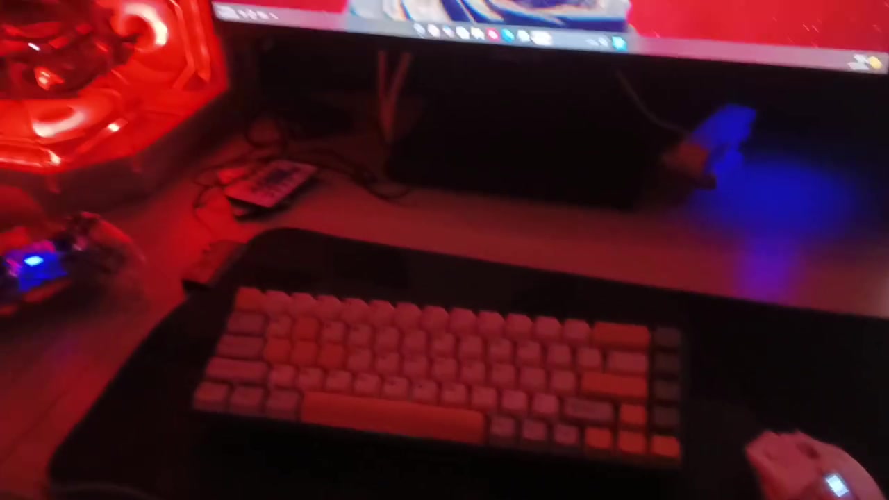 Pc/حاسبة للبيع
***********
سلام عليكم سعرها 575 وبخدمة الشراي 
موصفات بل صورة موجودة 
كرت شاشة rx 580 من من ريدون او روج 
مذر بورد x99 ddr 4 
رامات 16 ddr 4 
معالج E5-2680 
بور سبلاي 700w ارجيبي 
مبرد هوائي ارجيبي 
ماوس وكيبورد مرتبات وايرلس او شحن
شاشة حجم 27انج 75هرتز 
سماعة رئس ارجيبي مايك مرتبة 
جويستك تجاري 
موس باد ارجيبي 
+ هدية وياهن للي ما يتعبني+ مستخدمه يمكن،3اشهر او اقل

نص مكتوب في الصور:
- ٠٧:١٢ ٢٠٢٦/٠٩/٢٨
- ٠٧:١٣ ٢٠٢٦/٠٩/٢٨
- هذا الكمبيوتر الشخصي
- عرض
- فرز
- جديد
- الأجهزة ومحركات الأقراص
- القُرص المحلي (C:)
- 11.2 غيغابايت حرة من 238 غيغابايت
- وحدة تخزين جديدة (D:)
- 55.5 غيغابايت حرة من 232 غيغابايت
- الرئيسية
- المعرض
- kskos - شخصي
- سطح المكتب
- التنزيلات
- المستندات
- الصور
- الموسيقى
- ملفات الفيديو
- ٢٠٢٦/٠٩/٢٨ ٠٧:١٧
- kskos Broadw jpio413r292g@outlook.co النظام ، حول العثور على إعداد المعالج Intel(R) Xeon(R) CPU E5-2680 v4 @ 2.40GHz 2.40 GHz ذاكرة RAM المثبتة ١٦ غيغابايت السرعة ٢١٣٣ ميغا هرتز بطاقة الرسومات ٨ GB Radeon RX 580 Series مساحة التخزين ٤٧١ GB تم استخدام ٤٠٦ GB من ٤٧١ GB DESKTOP-U82FA8F X99 PR9-H إعادة تسمية هذا الكمبيوتر نسخ معلومات الجهاز اسم الجهاز DESKTOP-U82FA8F المعالج Intel(R) Xeon(R) CPU E5-2680 v4 @ 2.40GHz (2.40 GHz) ذاكرة RAM المثبتة ١٦ غيغابايت بطاقة الرسومات Radeon RX 580 Series (8 غيغابايت) مساحة التخزين تم استخدام ٤٠٦ GB من ٤٧١ GB معرف الجهاز 935DF199-2E63-4CCF-B064-AB9942991999 معرف المنتج 00391-70000-00000-AA882 نوع النظام نظام تشغيل بإصدار ٦٤ بت ومعالج يستند إلى x64 القلم واللمس لا يتوفر إدخال باللمس أو بالقلم لجهاز العرض هذا ارتباطات ذات صلة المجال أو قاعدة المعارف حماية النظام إعدادات النظام المتقدمة الرئيسية ف Bluetooth مكة والإنترنت اء طابع شخصي ابيققات سات لغة الوقت لعاب مكانية الوصول الخصوصية والأمان Windows Update ٢٠٢٦/٠٩/٢٨ ٠٧:١٦