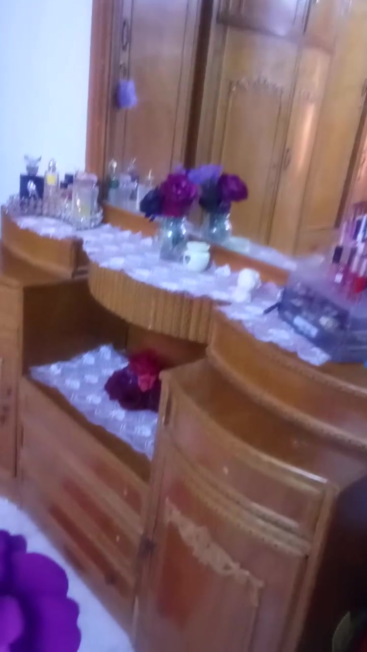 غرفه صاج نضيفه للبيع ناقصها فقط يدات للاستفسار ***********
