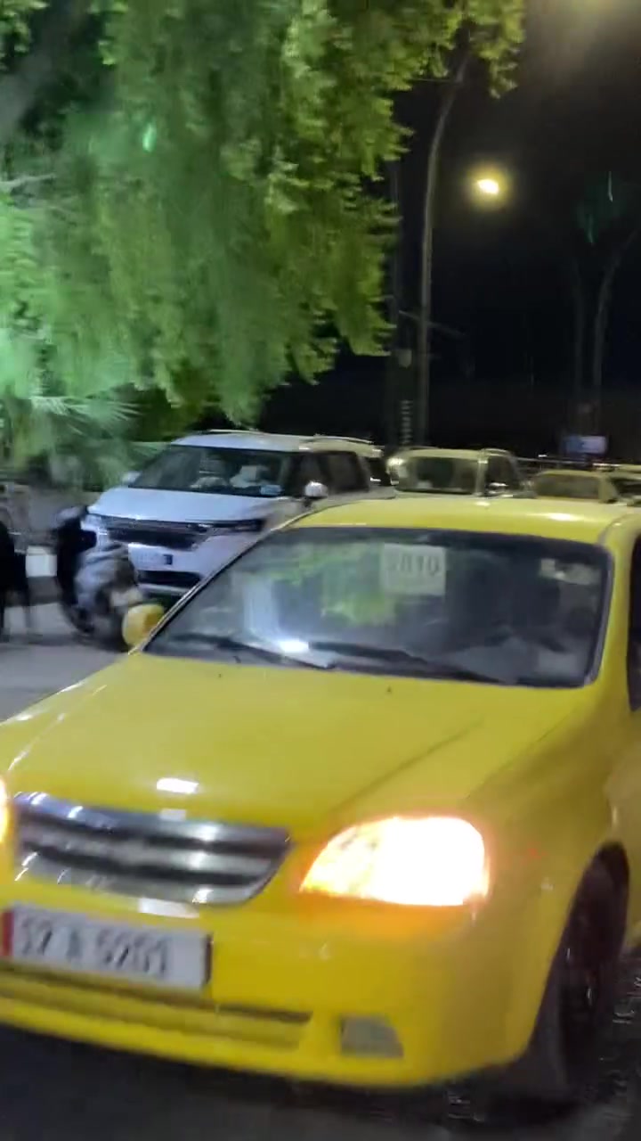 مطعم للبيع • الكورنيش قرب الجسر • مع كامل ملحقات