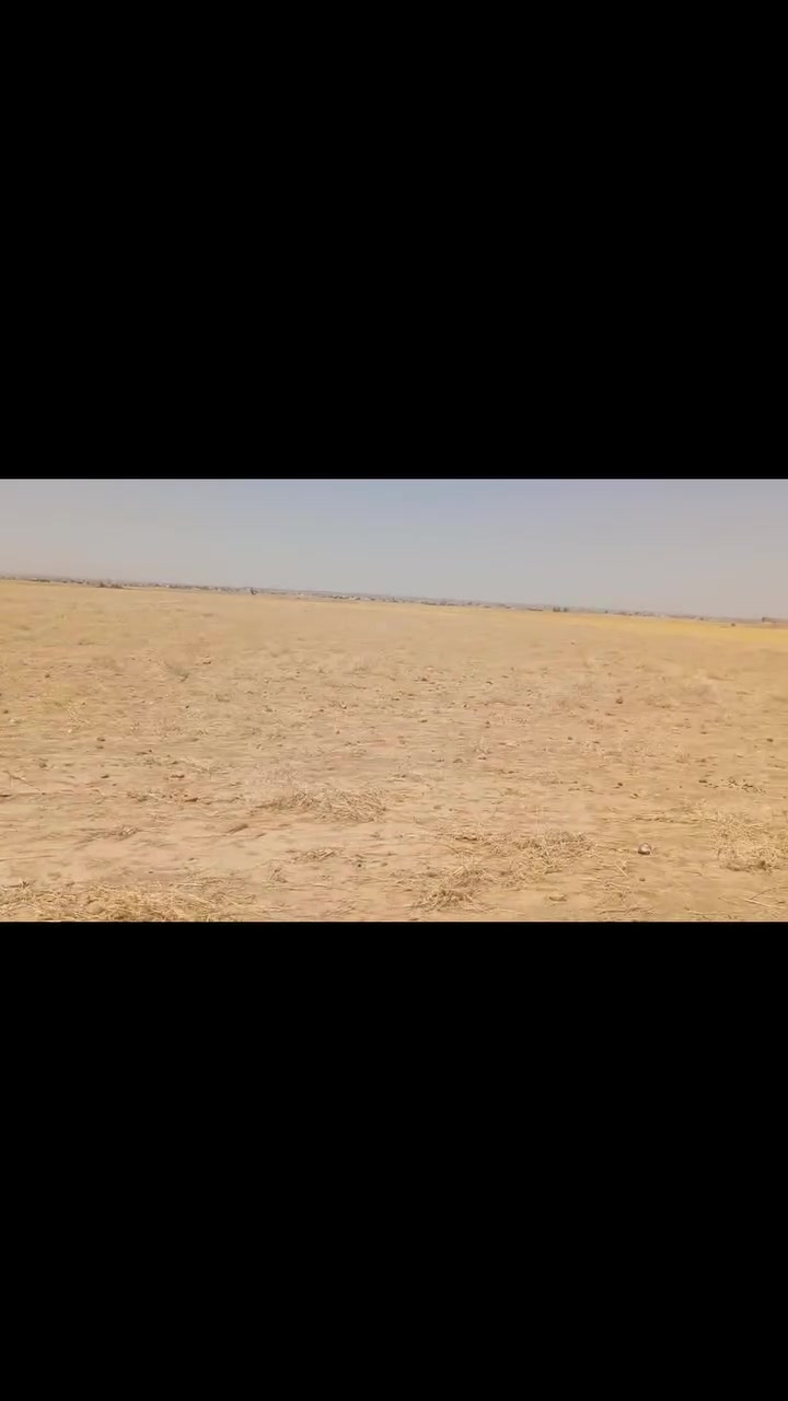 السلام عليكم توجد قطعه ارض للبيع مساحه 4 دونم الموقع بريه عويجيله مال سكن هاتف ***********
