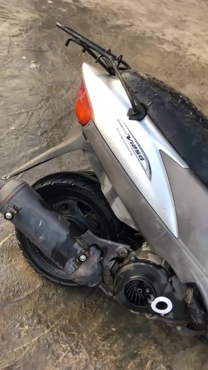 سوزوكي • VZ125 • نظيفة
