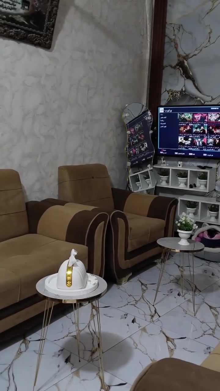 سلام عليكم  تخم  4 قطع كلش  نظيف  اخو جديد مابي اي ضرر ولا شك ولونه احلى من فيديو تجي وتشوف ***********
