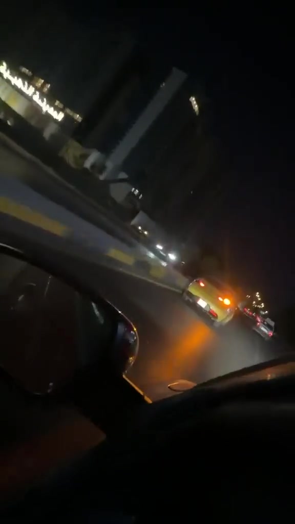 سلام عليكم ريو مديل 2015 سياره جديده حداديه غرفه كلها دوشمه سنويه ل 28 مال جناي السعر 75 وبيها مجال بسيط عنواني بياع استفسار ***********
