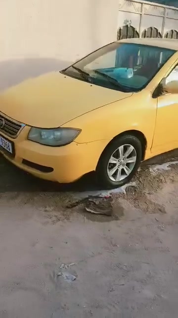 ٢٠١٠ • مكينة دخان • رقم نكليزي