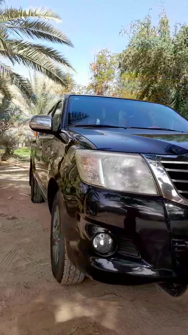 سلام عليكم تيوتة هايلوكس للبيع موديل ٢٠١٤ كفالة عامة جديده تخم تاير جديد سيارة مالت جناي سيارة بسمي تحويل ثاني يوم 
الرقم *********** ***********
