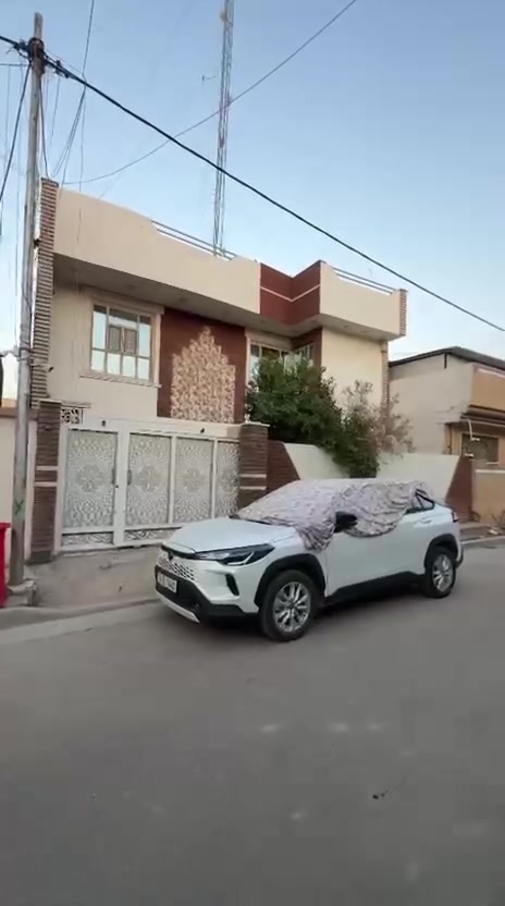الحلة حي الجامعة • 212م • بناء حديث