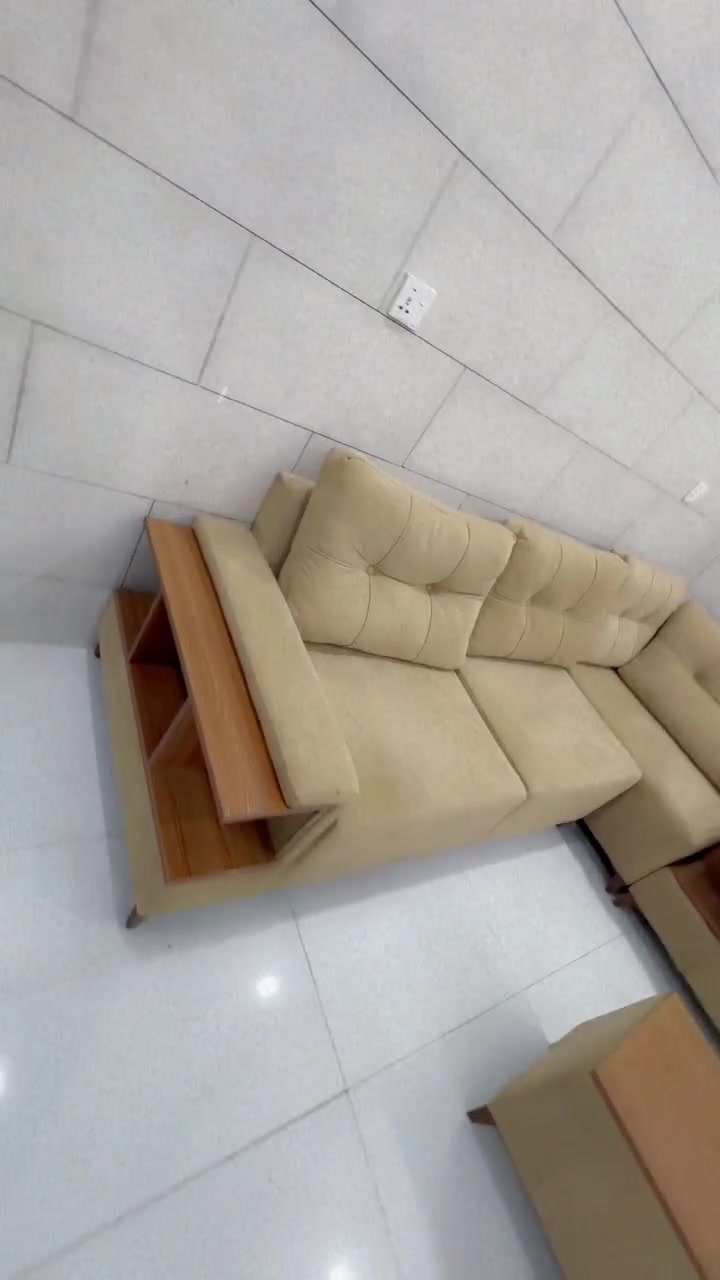 تخم مستعمل عراقي نظيف سعره 400 الف مكانه العامرية تواصل رسالة واتساب ***********
