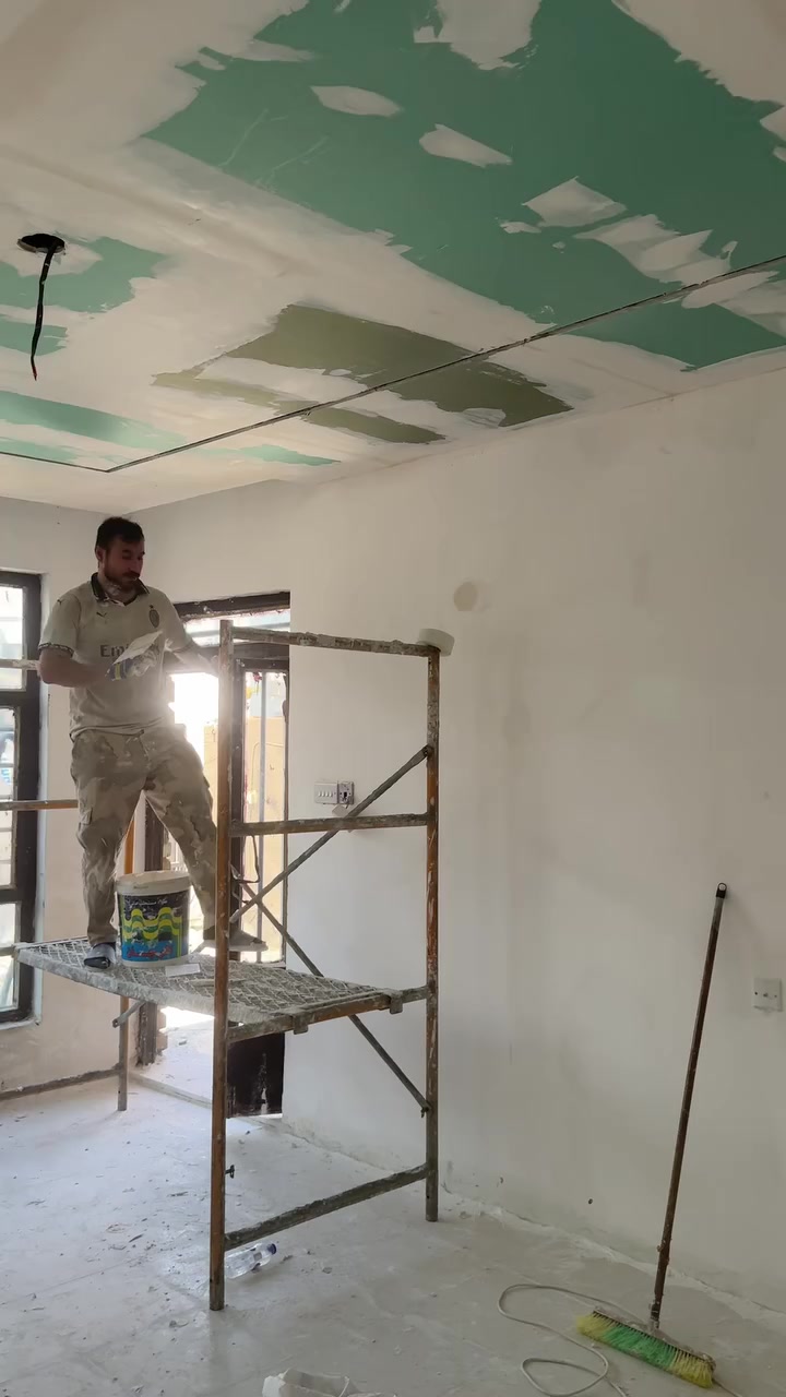 السلام عليكم خلفه جبسن بورد وسحب بورك كافه نقوش مغربيه وطلس وصبغ واجهات داخلي خارجي كافه الديكورات والاصباغ متفرغ حاليا مكاني بغداد العنده شغل يتفضل ويدلل***********
