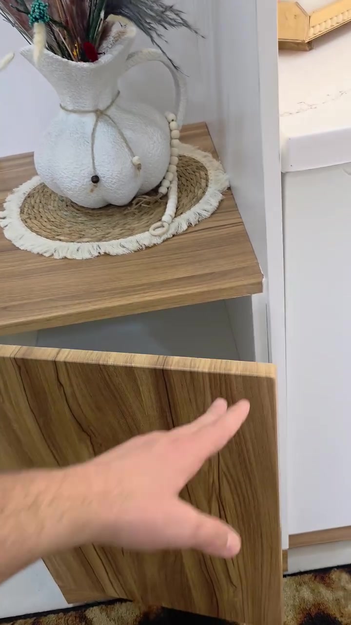� منزلك  يستاهل لمسة فخامة ✨
 معرض القمة تجمع بين الأناقة، المتانة، وسهولة التنظيف 👌

💎 خامات عالية الجودة
💎 ألوان وتصاميم تناسب كل الأذواق
💎 أسعار تنافسية وعروض خاصة

📍 خلي بيتك يلمع ويصير غير ويا القمة.. لأن التفاصيل تصنع الفرق  

🚩 العنوان خانقين_ تولة فروش -الشارع العام مقابل جامع ابو بكر للاستفسار مراسلة الصفحة

او الاتصال

علي ***********

نزار ۰۷۷۰٥۳۱۲۷۹۹

احد اعمالنا المنفذة في خانقين / تولة فروش 
بيت الاخ/  علي
