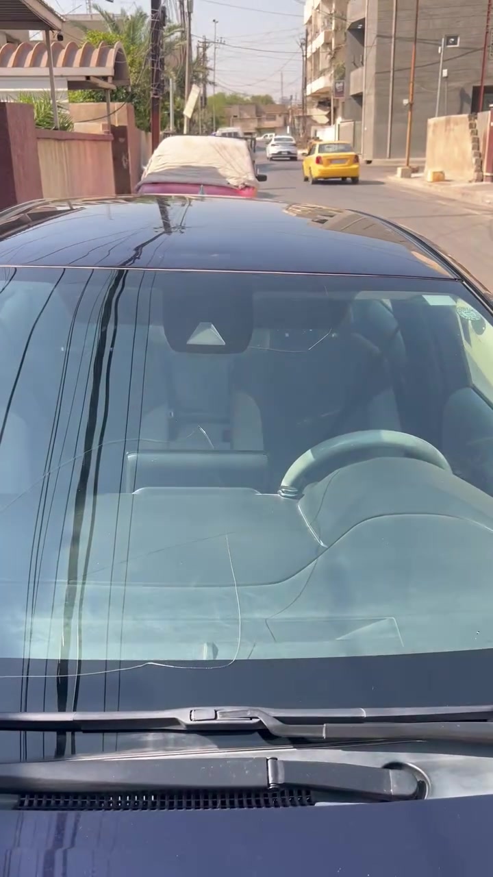 كورلا موديل 22Le
داخل لونين 
رقم سليمانيه اب اسمي تحويل او وكاله 
ماشية87Mil
حادث السيارة مال امريكا بابين صبغ ومباوك الجاملغ امامي وخلفي يعني سيارة4قطع صبغ وصور الحادث والسونار موجودات بل منشور 
وهنا صار بيهة جاملغ خلفي 
مكاني بغداد الدورة 
السعر 127وبيهة مجال 
رقم تليفون ***********

