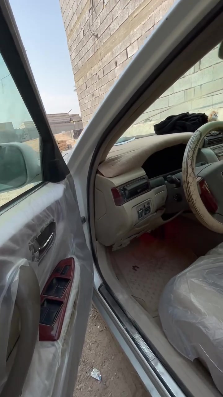 السلام عليكم
1_ملكه تكسي كفاله من الكص رقم الماني صلاح الدين شرط التحويل مكفوله من الكص سياره حادث مثل ما موضح فول 4دكم كرستال 
2_ملكه خصوصي دخول جديد مكينه وكير وتبريد جاهزه كفاله من الكص السياره محول عليه رقم التكسي وماشي بمعامله تغير لون بيد معقب دافع للمعقب 250 باقي مليون على المشتري 
ووتحويل البدنه من الربت انتباه انتباه اخوان تحويل البدنه من الربت يعني مو نقل يعني شغل اصولي وتدخل للهزه طبيعي 
السعر 65 وبيهن مجال قليل مكاني البصره 
هـ***********
