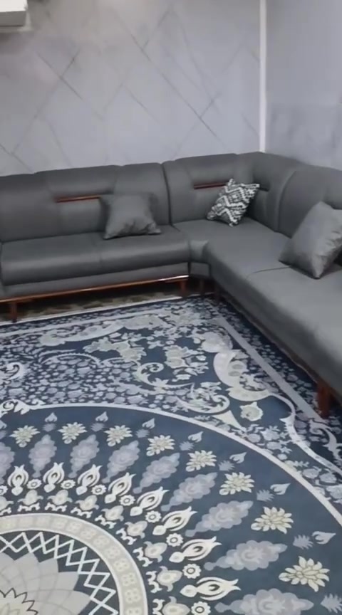 ضمان ٥ سنوات • قماش كتان • أرجل زان