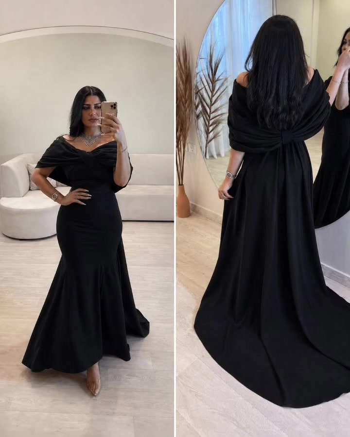 جمال ورقي الفستان💫✨

للحجز المراسله خاص الرقم الدنا💟 . ***********
 يوجد توصيل لكافة المحافظات ب 5الاف 📦
