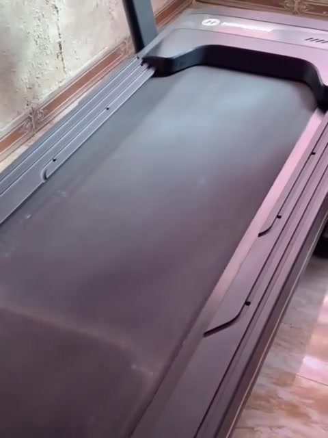 سلام عليكم جرايه لبيع مستعمله قليل  ونتركت شغاله بيه بلوتوث وسماعات وشحن تلفون بيه نضام الجبال السرعه 120حقيقي تتحمل وزن 150كيلو السعر 650وبيه مجال بسيط مكاني بغداد سبع ابكار تواصل واتساب***********
