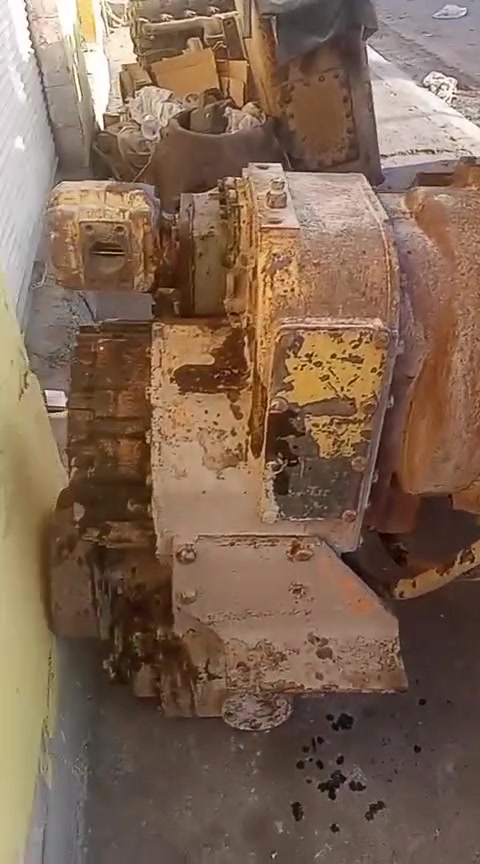محرك وكير نيسان حجم ١٣٣ للبيع ***********

