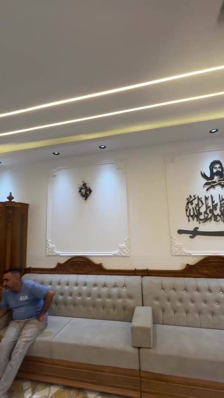 آخر أعمالنا • مراسلة الصفحة • واتساب