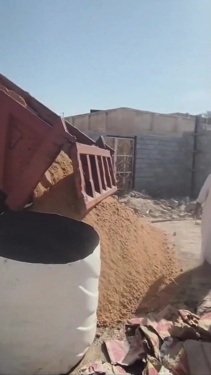 سلام عليكم رمل لاباخ حمل فول بدون كبان السعر حسب المكان نتصل وتدلل وكون خادم ***********
