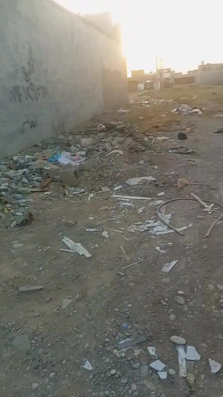 السلام عليكم قطعه ارض للبيع مساحه 200مكانه كركوك الفيلق خلف جمله زانه قريبه عل شارع سعر19 ومبي مجال للاستفسار ***********
