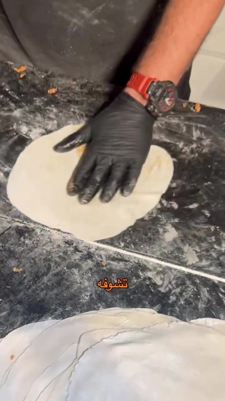 مستمرييين بالعروض 10 قطع ب 10 الف - نستقبل كافة الحجوزات - وين ما جنت يوصل لحد باب بيتك - اهلا وسهلا بيكم زبائننا الكرام ❤️‍🔥 
 للتوصيل والحجز : ***********📞 
#البنوك #مطعم_العائلة #لحم_بعجين #بيتزا🍕 #عروضات البركة
