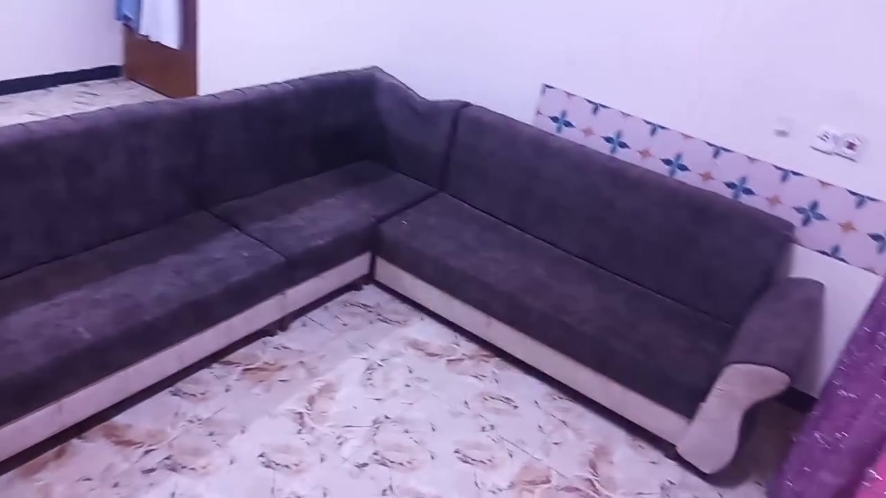 سلام عليكم تخم للبيع مستعجل سعر ١٤٠ وبي مجال بسيط تاميم /***********

