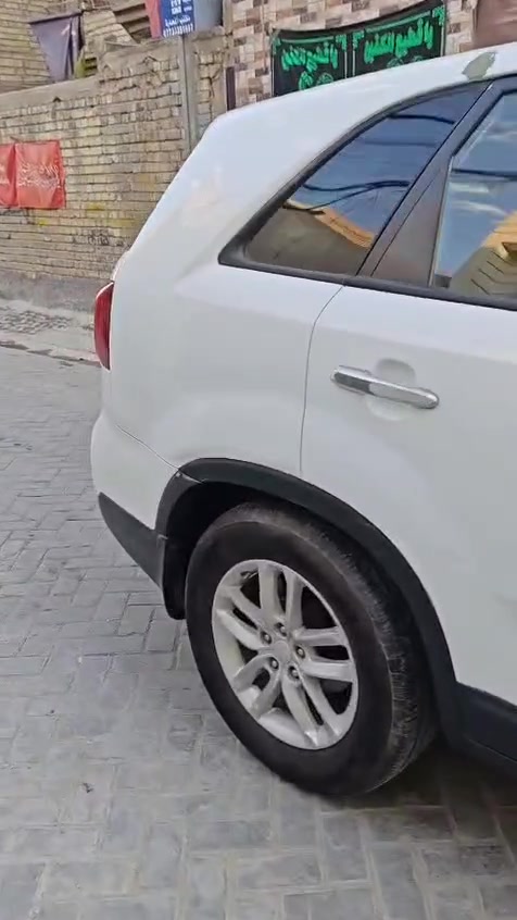 السلام عليكم
سورنتو ٢٠١٤ وارد أمريكي حادثها جاملغ وبنيد وبيها صبغ نصف القمارة ايرباك سليم محرك وكير مكفولات تخم تاير جديد دواخل نطيفة ومكفولة تبريد تدفئة شغالات السيارة مكانها مدينة الصدر وباسمي تحويل مباشر
السعر ١١٠ وبيها مجال حق الجية
رقمي *********** اتصال
